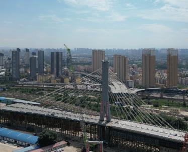 ����ƽ�����ӿ��F·�߼��Mչ �����Εr��ͨ܇��